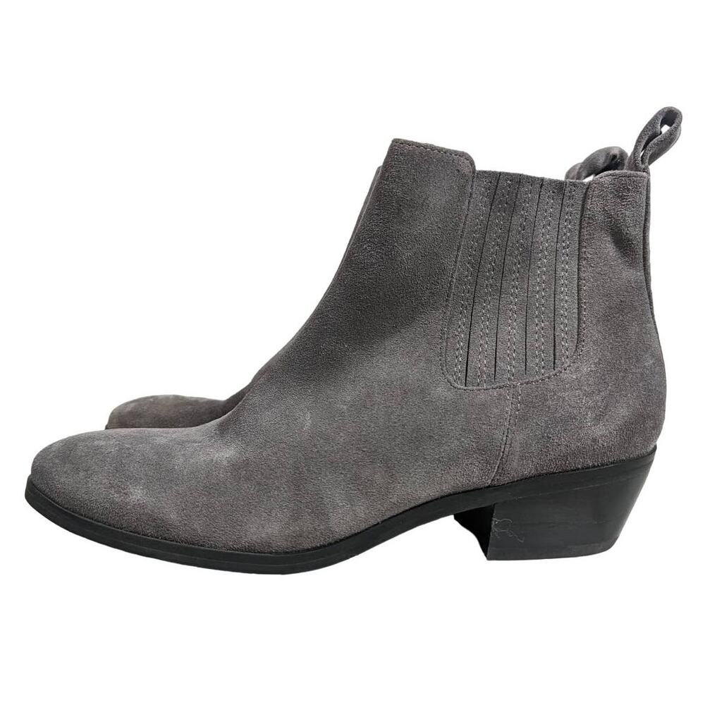 Blondo Waterproof Suede Chelsea Boots Grey Women's Size 6.5M